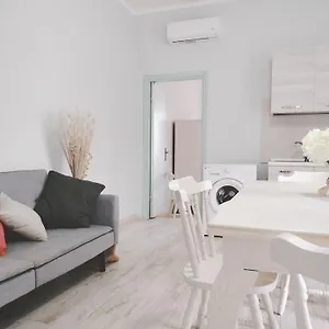 Domus Deledda Appartamento