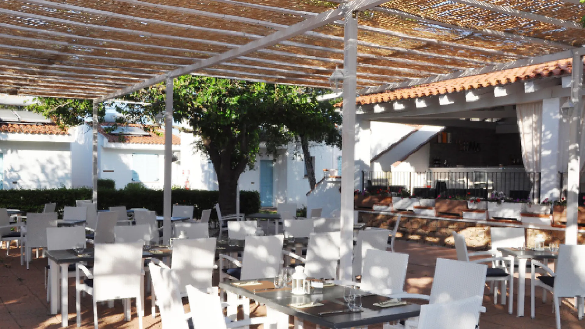 Resort Fior Di Sardegna Посада 4*,  Италия