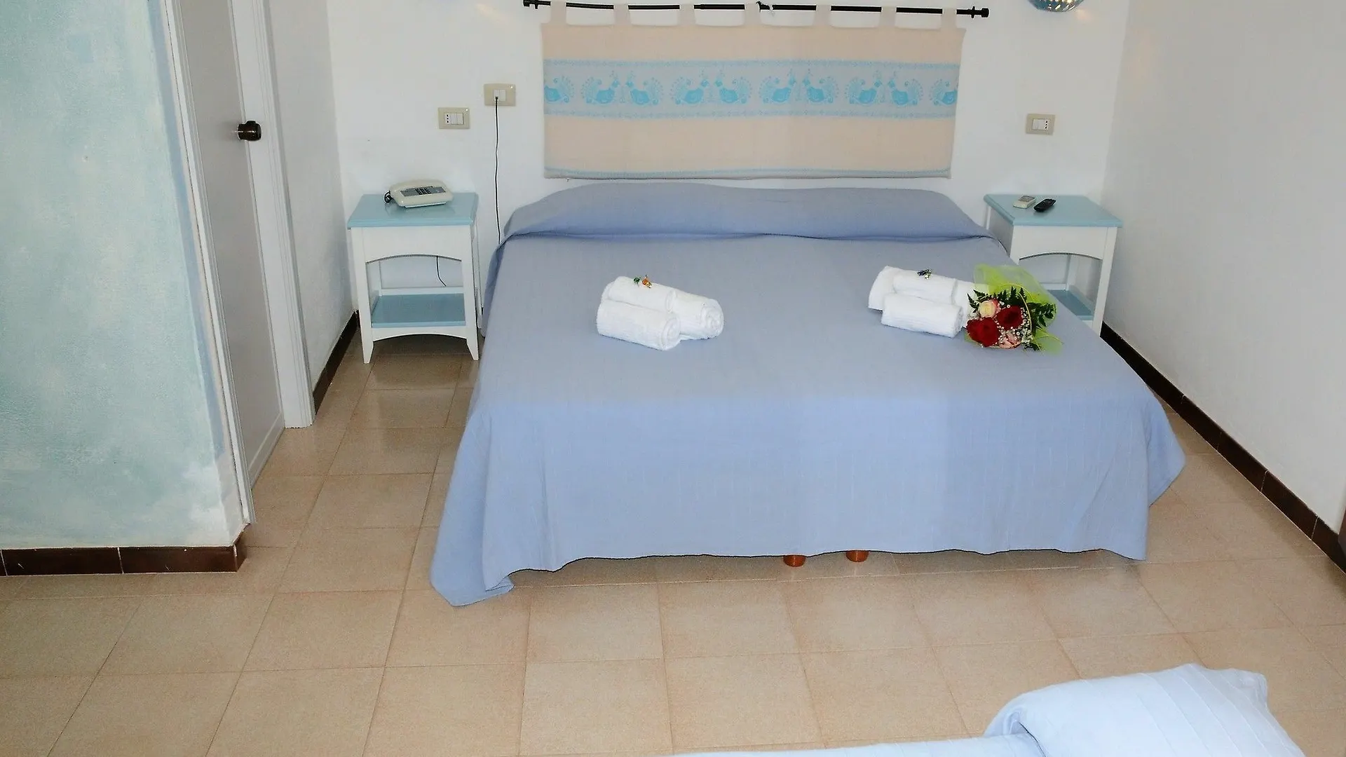 **** Отель Resort Fior Di Sardegna Посада Италия